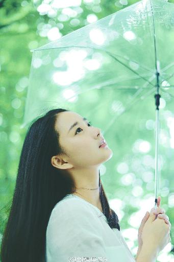 我唾弃你的坟墓