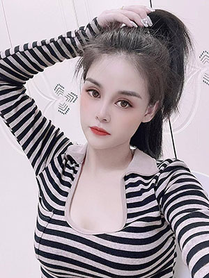 年轻后妈照顾继子电视剧